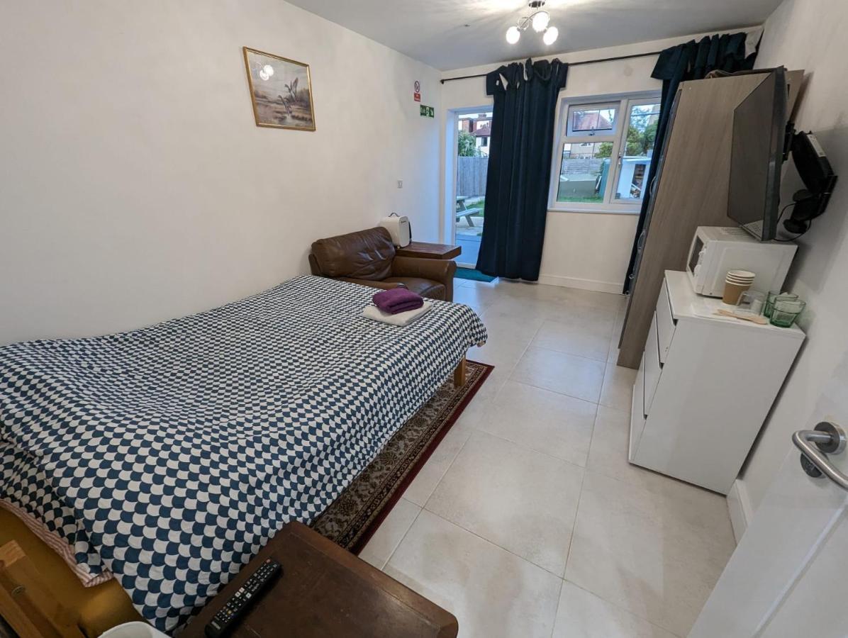 N D Room Оксфорд Екстер'єр фото