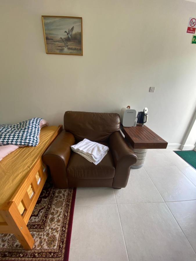 N D Room Оксфорд Екстер'єр фото